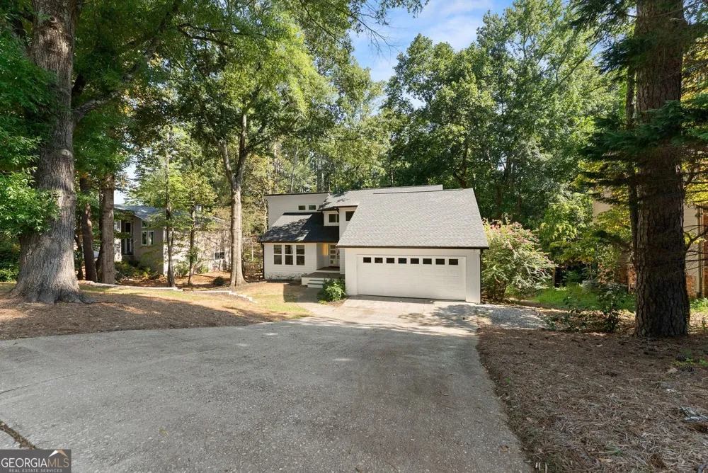 3040 Roxburgh DR Roswell, GA 30076