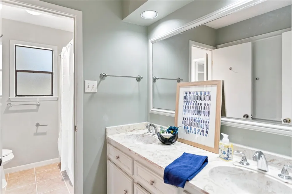 21 Shady Grove Lane Wimberley, TX 78676