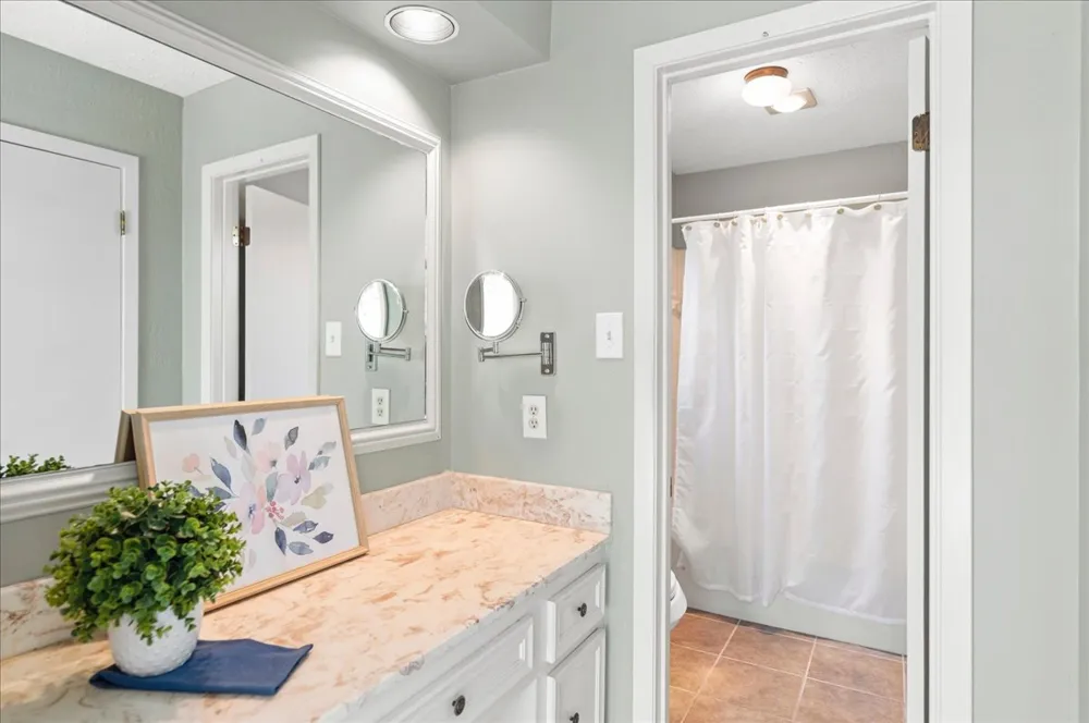 21 Shady Grove Lane Wimberley, TX 78676