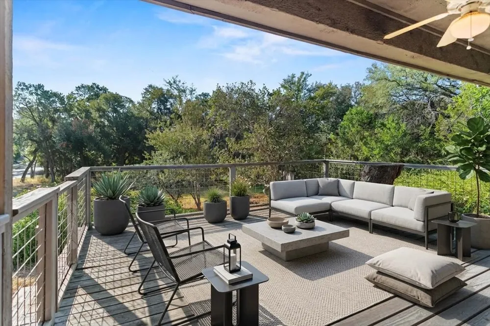 21 Shady Grove Lane Wimberley, TX 78676