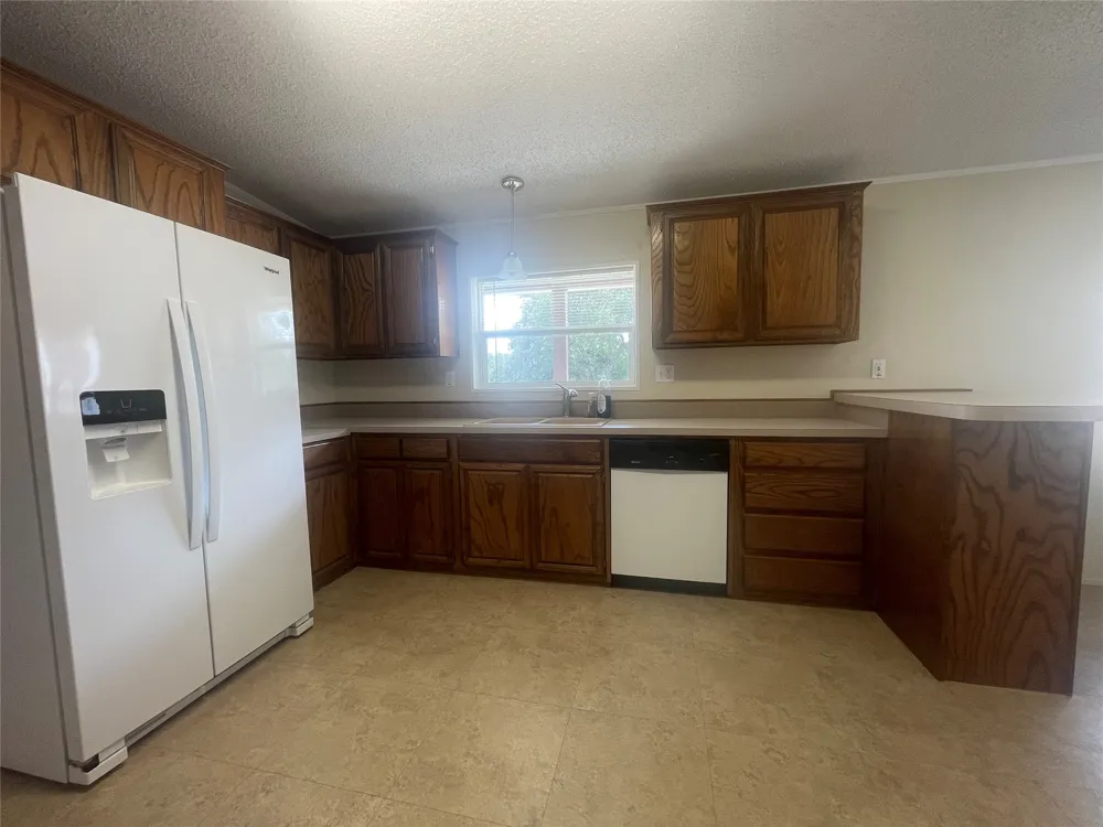 1550 Alpine Trail #Unit B San Marcos, TX 78666