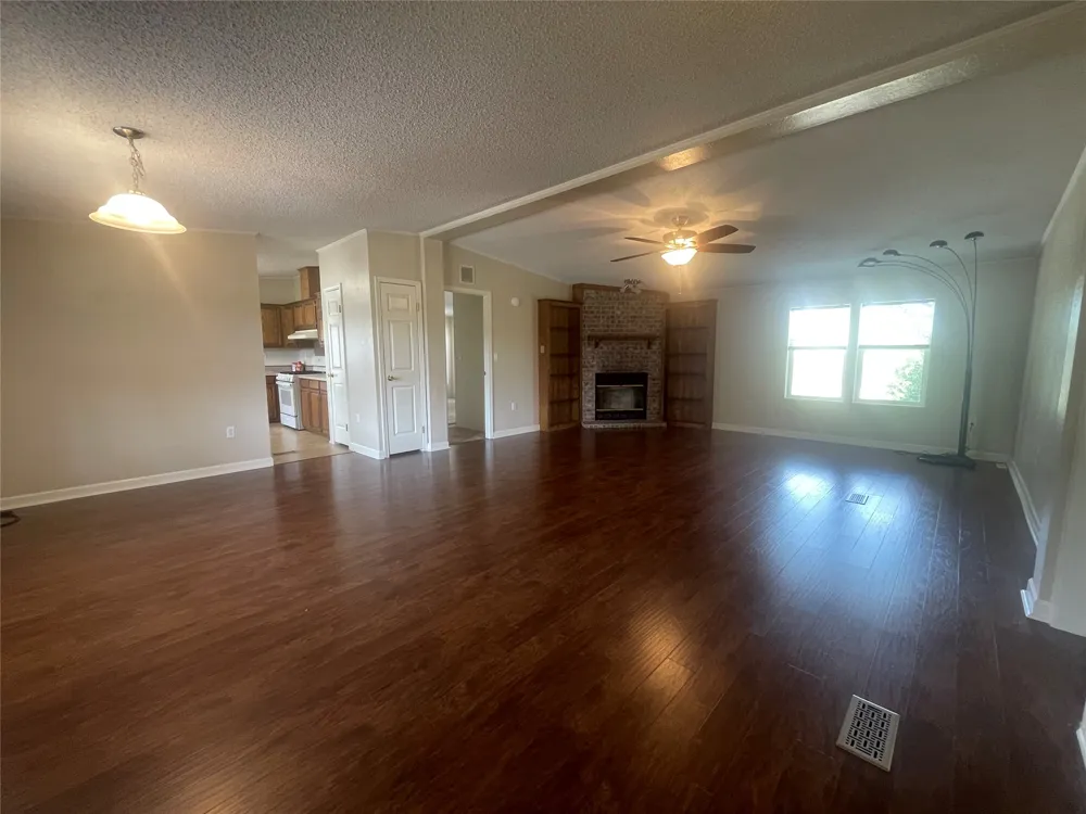 1550 Alpine Trail #Unit B San Marcos, TX 78666