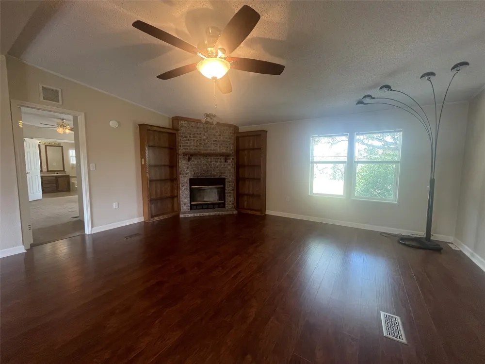 1550 Alpine Trail #Unit B San Marcos, TX 78666