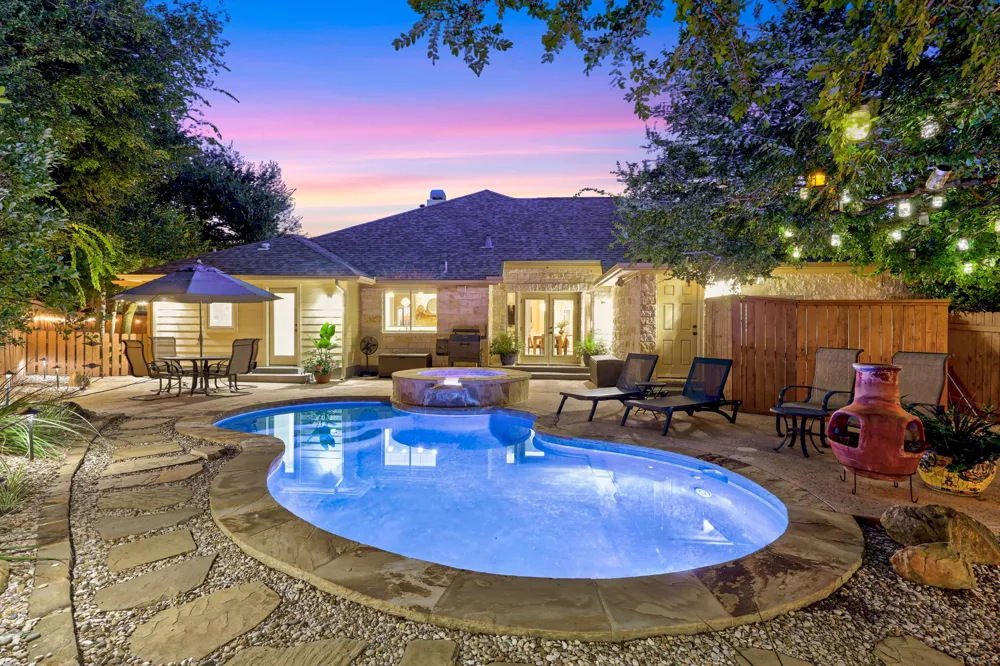 6405 Nusser Lane Austin, TX 78739
