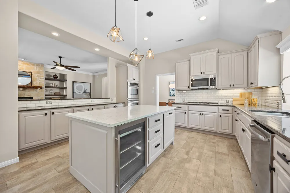 6405 Nusser Lane Austin, TX 78739