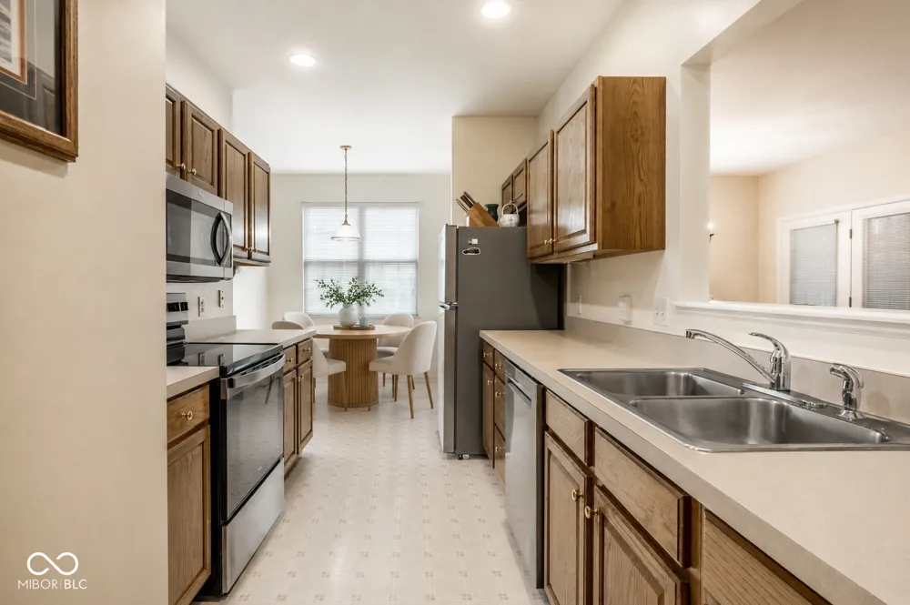 10484 Muir Lane Fishers, IN 46037