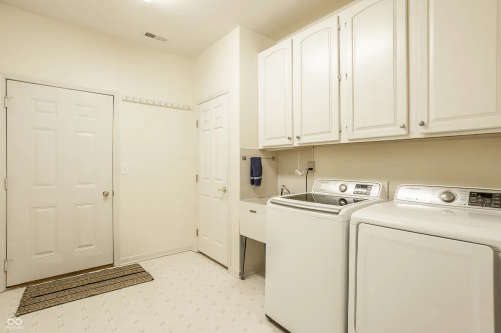 10484 Muir Lane Fishers, IN 46037