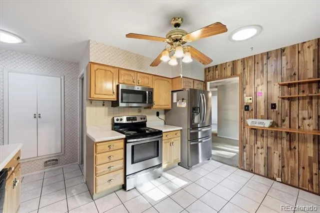2887 S Wolff Street Denver, CO 80236