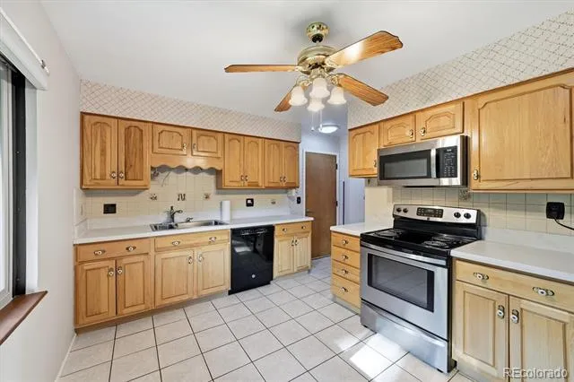 2887 S Wolff Street Denver, CO 80236