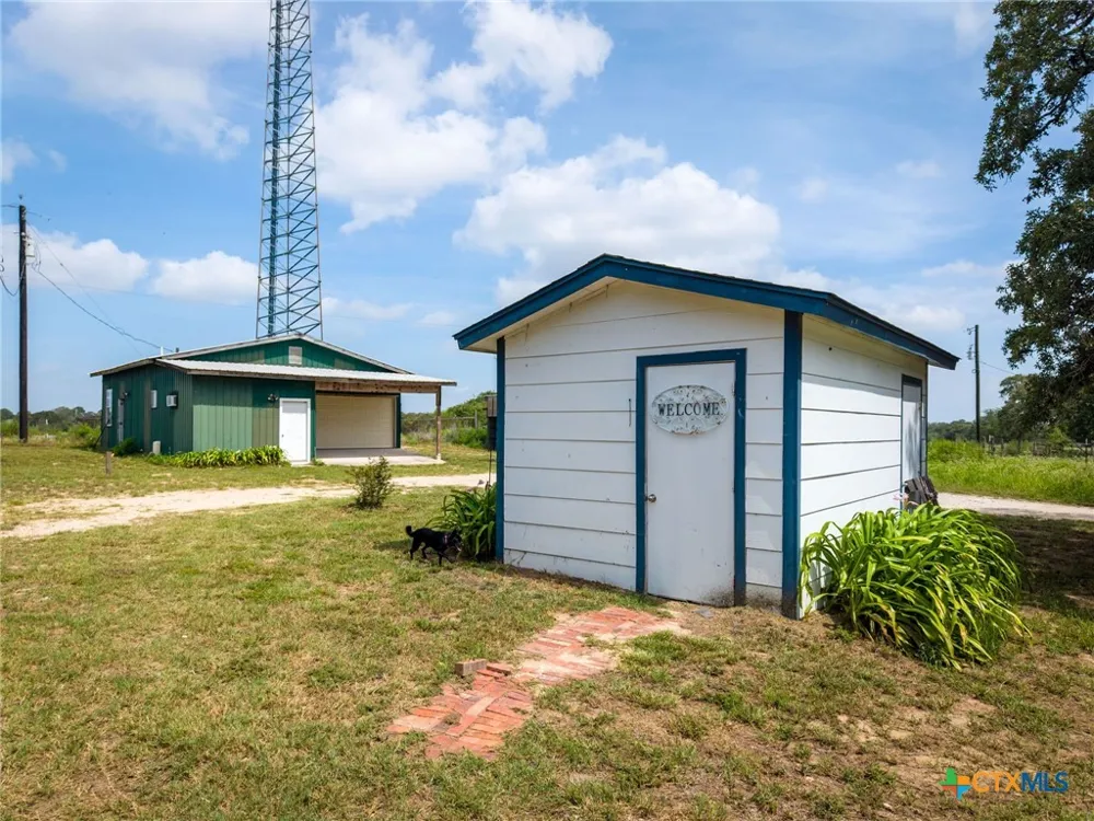 19642 S State Highway 123 Seguin, TX 78155