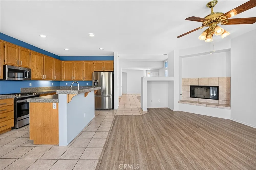 14707 Grandview Drive Moreno Valley, CA 92555