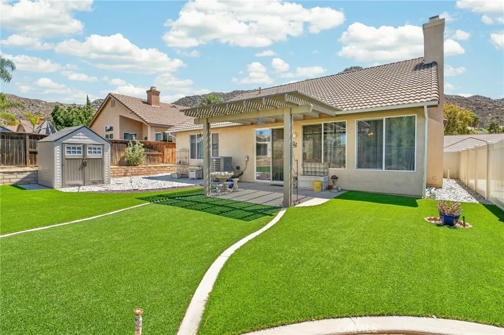 14707 Grandview Drive Moreno Valley, CA 92555