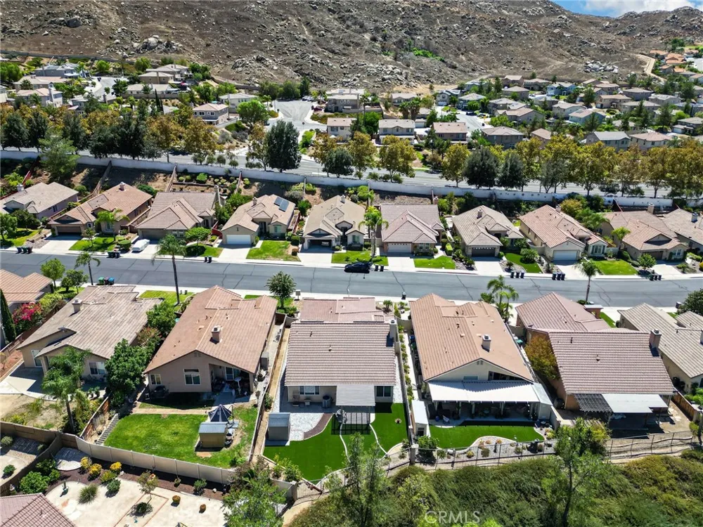 14707 Grandview Drive Moreno Valley, CA 92555