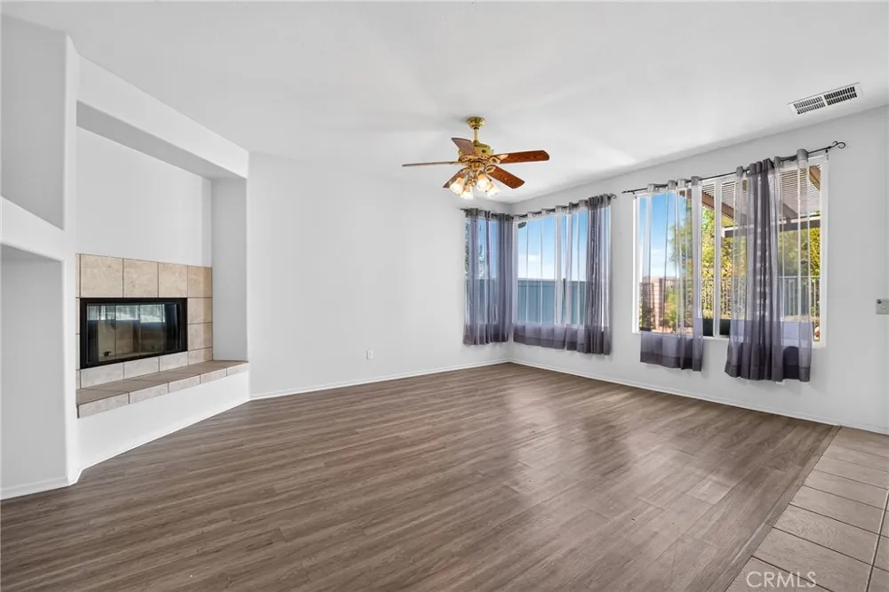 14707 Grandview Drive Moreno Valley, CA 92555