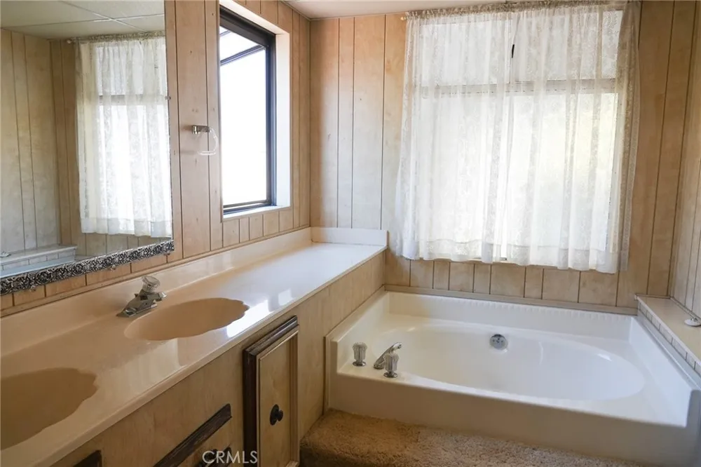 3 Rancho Paso Paso Robles, CA 93446