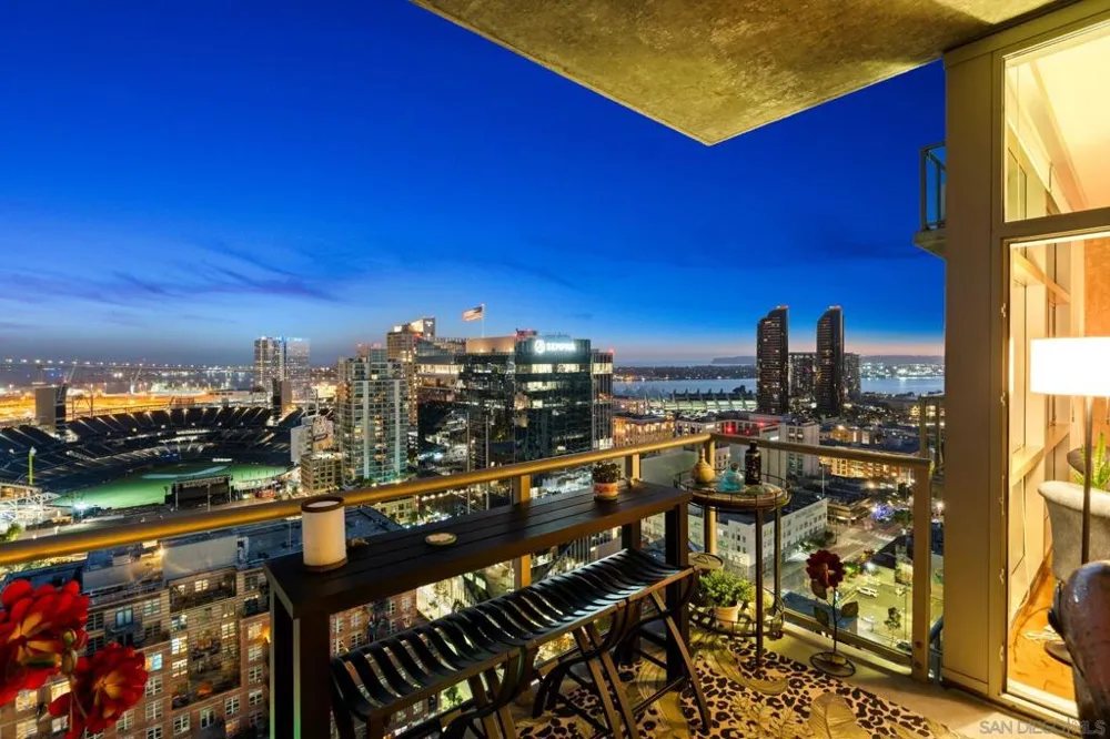 800 The Mark #2406 San Diego, CA 92101