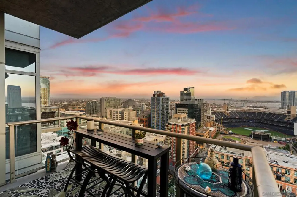 800 The Mark #2406 San Diego, CA 92101