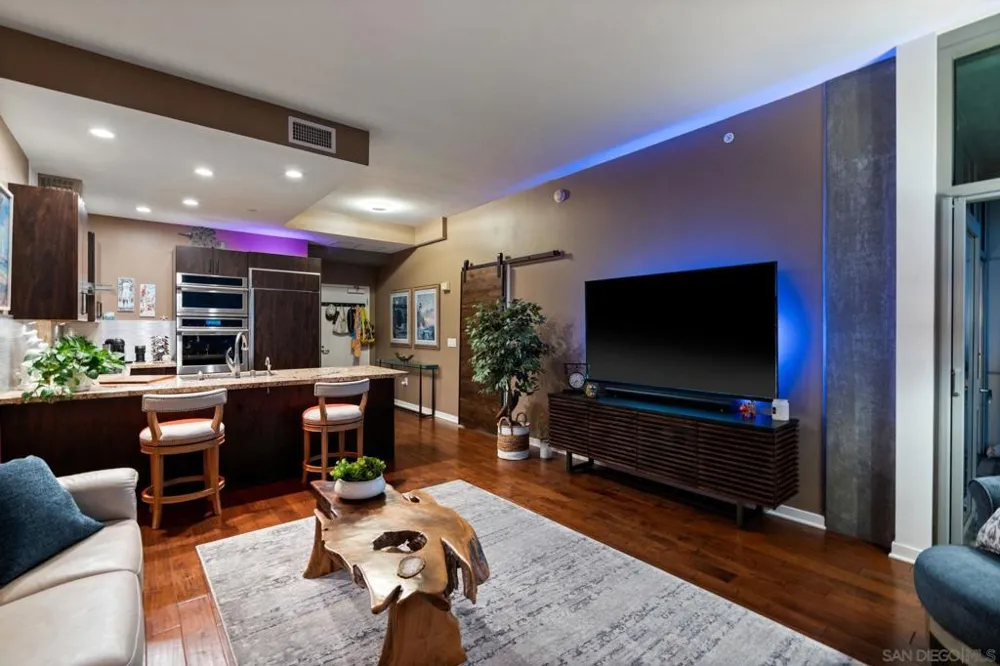 800 The Mark #2406 San Diego, CA 92101