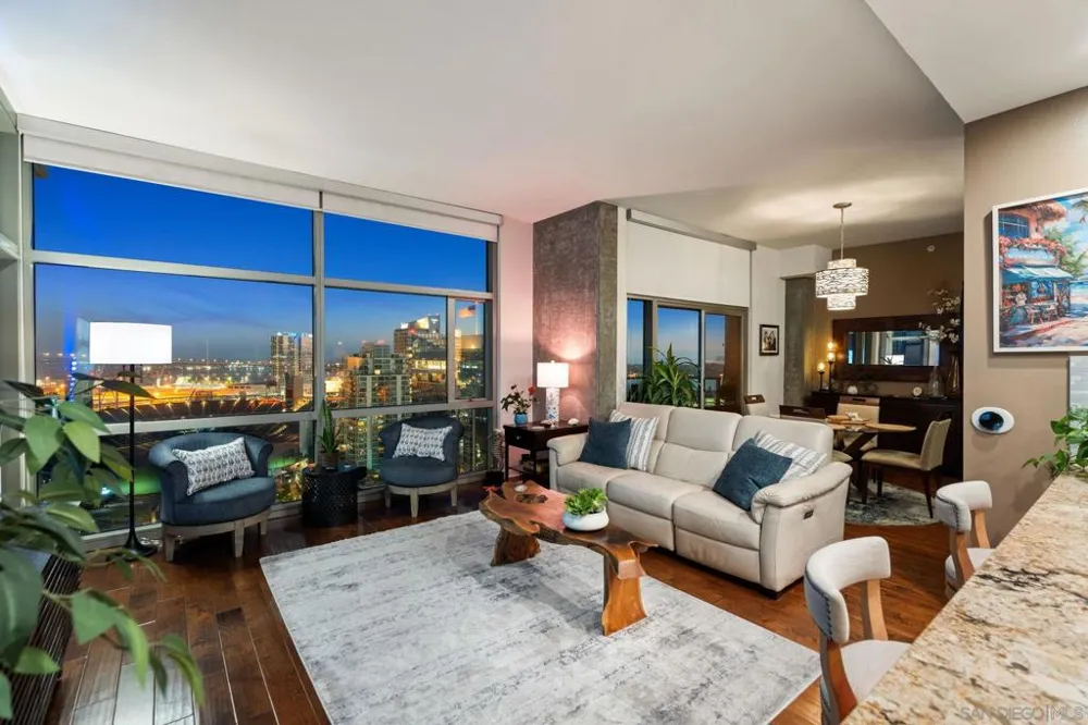 800 The Mark #2406 San Diego, CA 92101