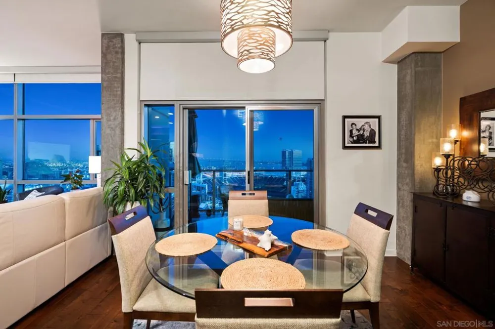 800 The Mark #2406 San Diego, CA 92101