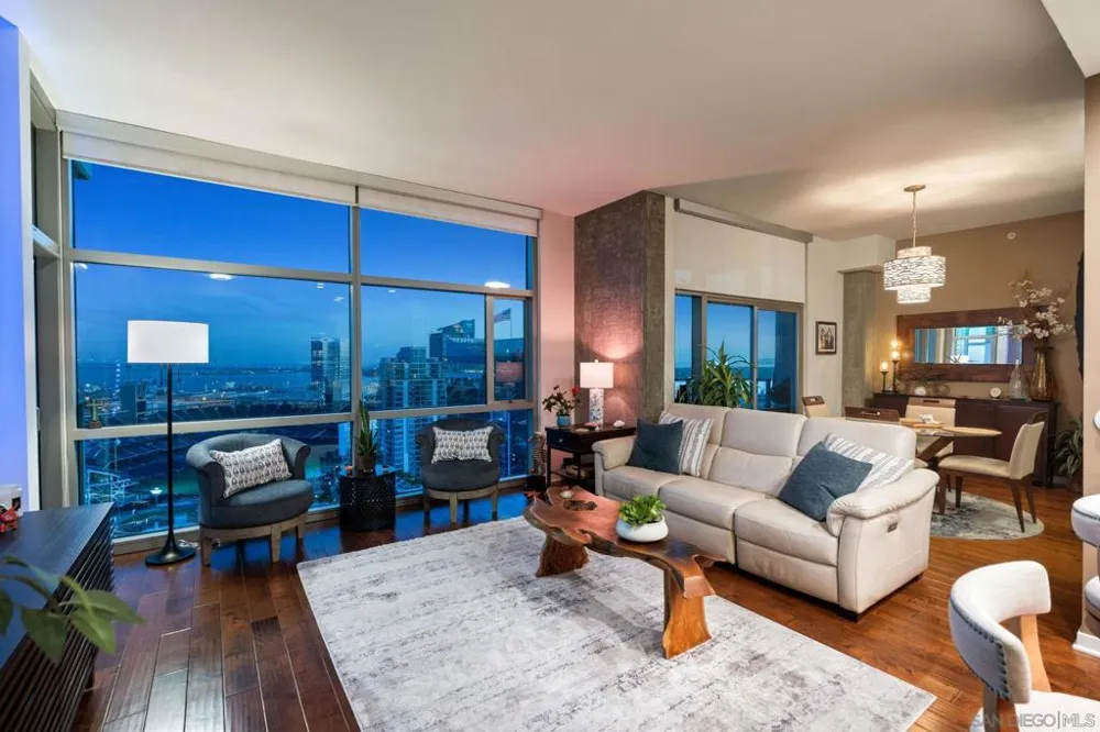 800 The Mark #2406 San Diego, CA 92101