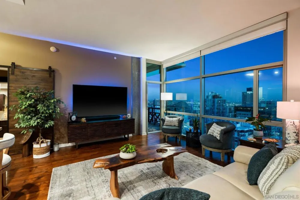 800 The Mark #2406 San Diego, CA 92101