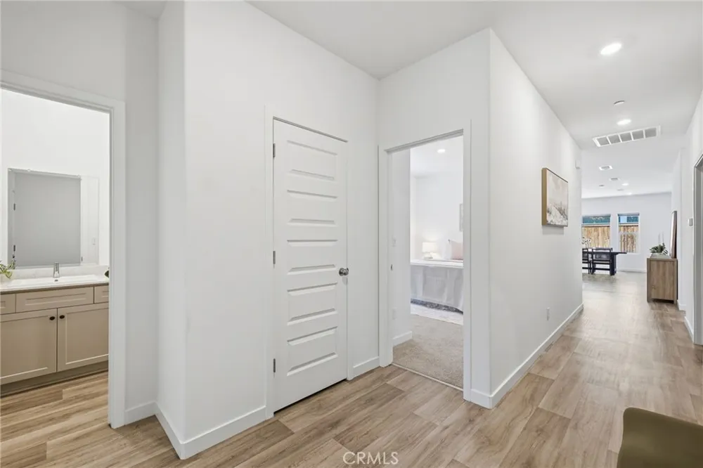 9634 Maple Terrace Lane Shafter, CA 93263