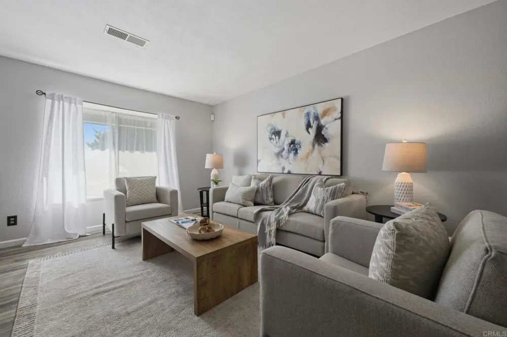 1340 Dorsey Way Vista, CA 92083