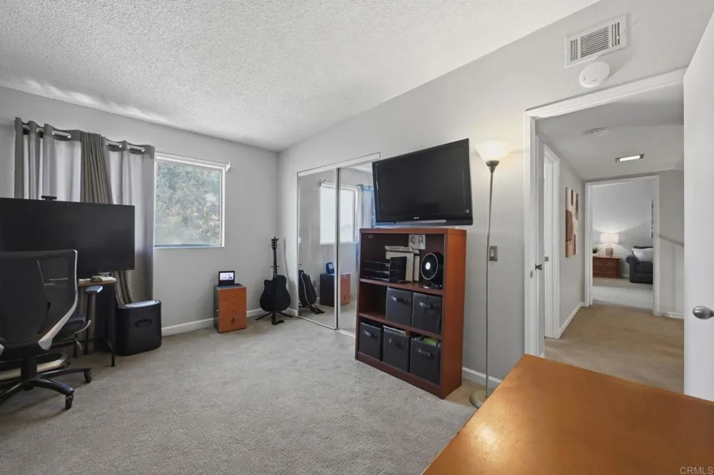 1340 Dorsey Way Vista, CA 92083