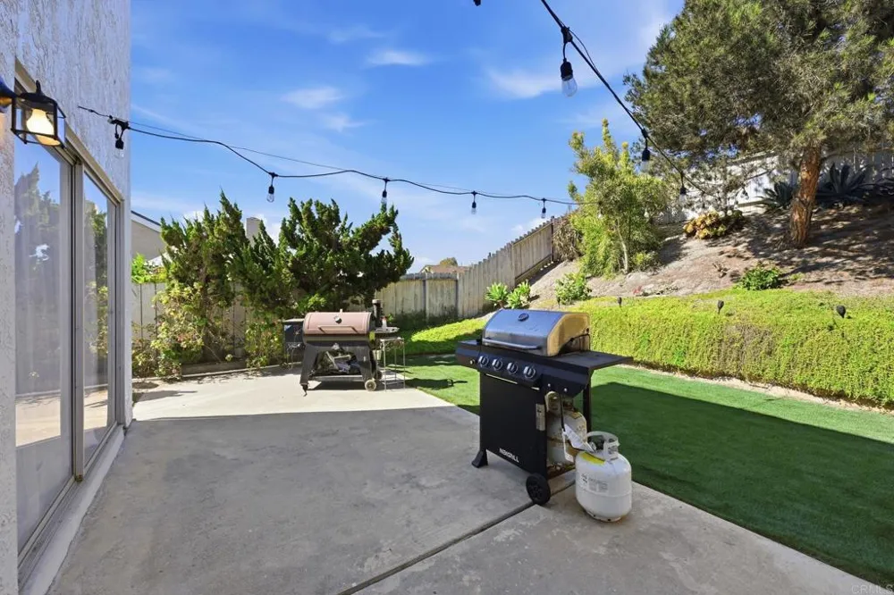 1340 Dorsey Way Vista, CA 92083