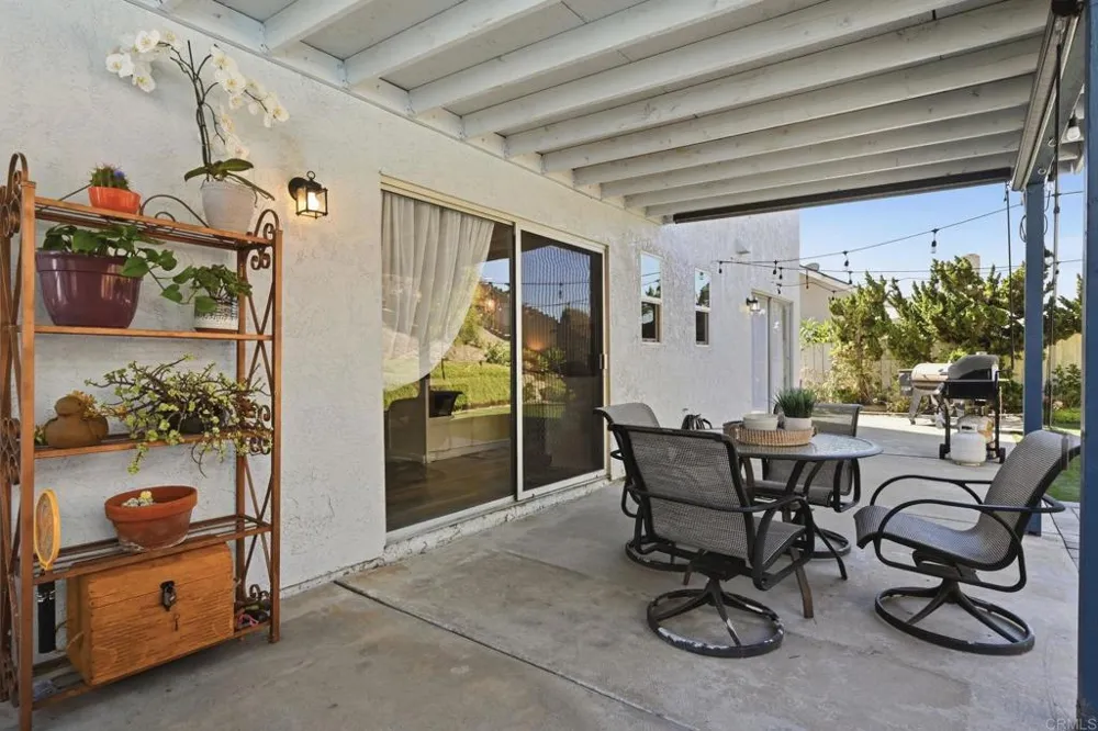 1340 Dorsey Way Vista, CA 92083