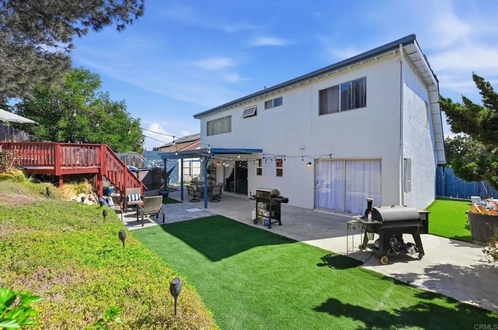 1340 Dorsey Way Vista, CA 92083