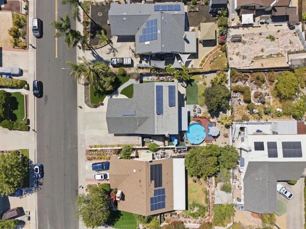 1340 Dorsey Way Vista, CA 92083