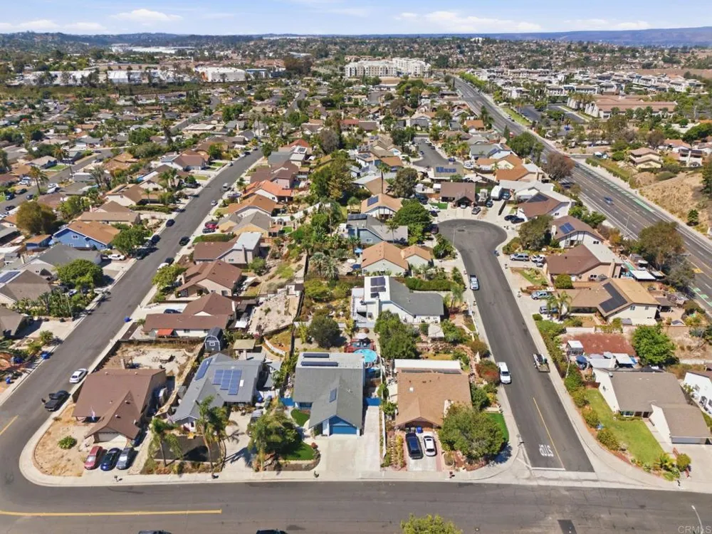 1340 Dorsey Way Vista, CA 92083