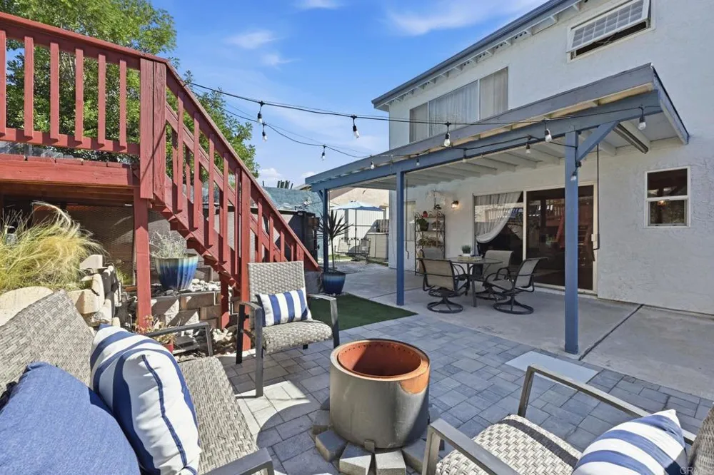 1340 Dorsey Way Vista, CA 92083
