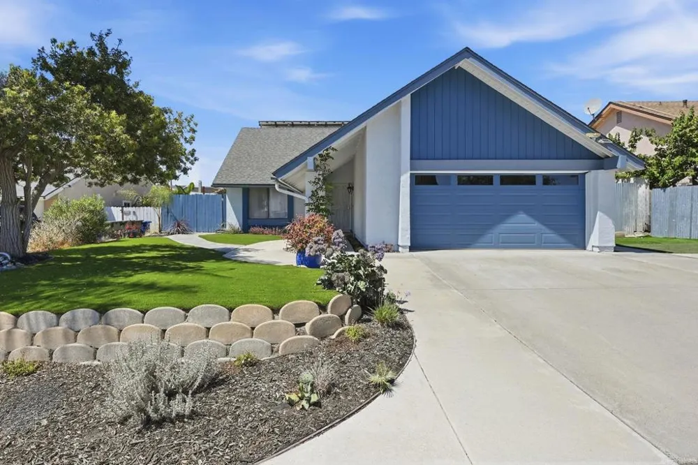 1340 Dorsey Way Vista, CA 92083