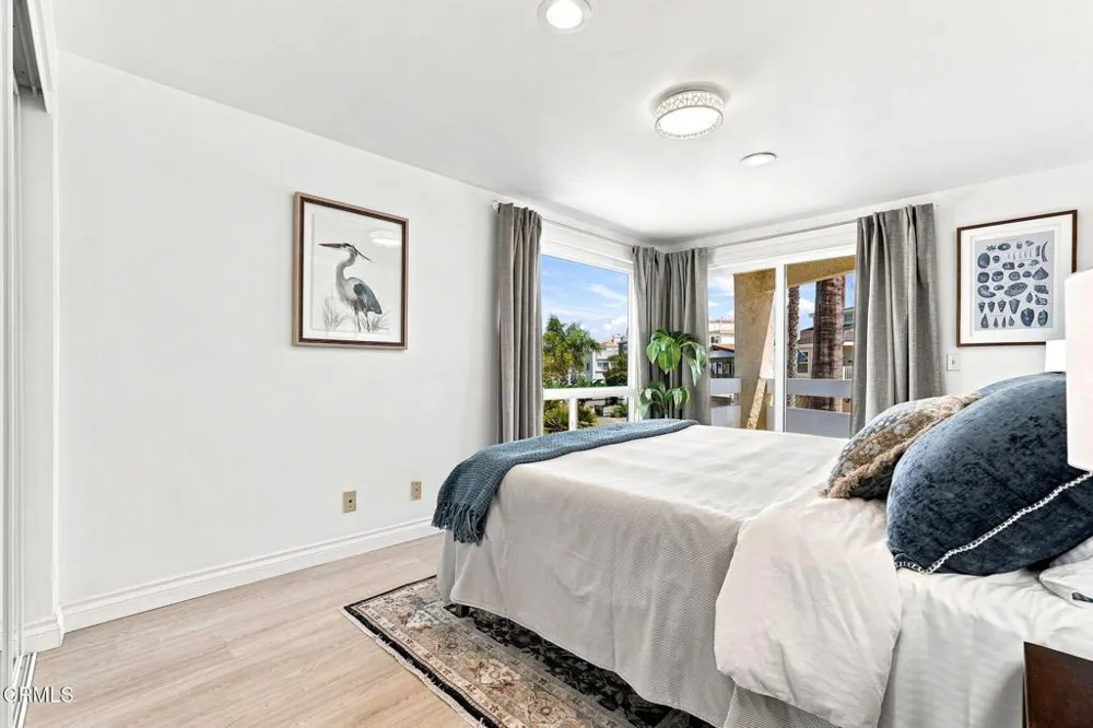 2301 Chico Court Oxnard, CA 93035