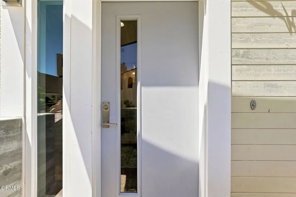2301 Chico Court Oxnard, CA 93035