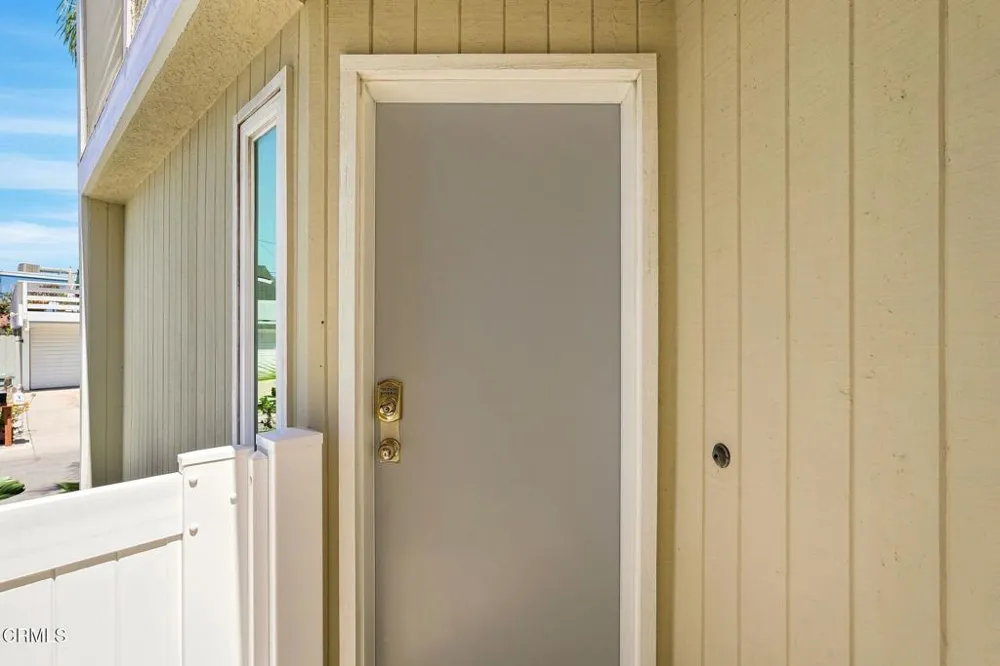 2301 Chico Court Oxnard, CA 93035