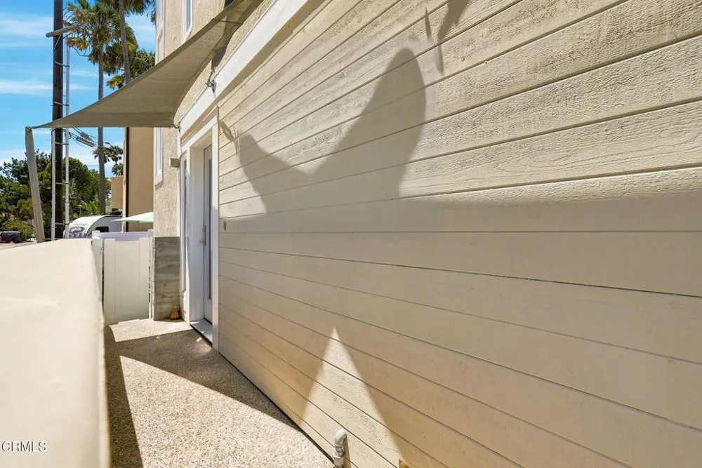 2301 Chico Court Oxnard, CA 93035
