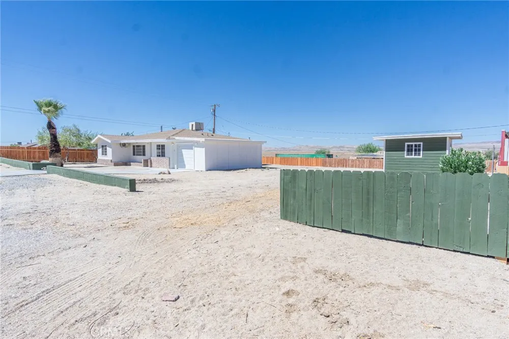 27904 Apache Barstow, CA 92311