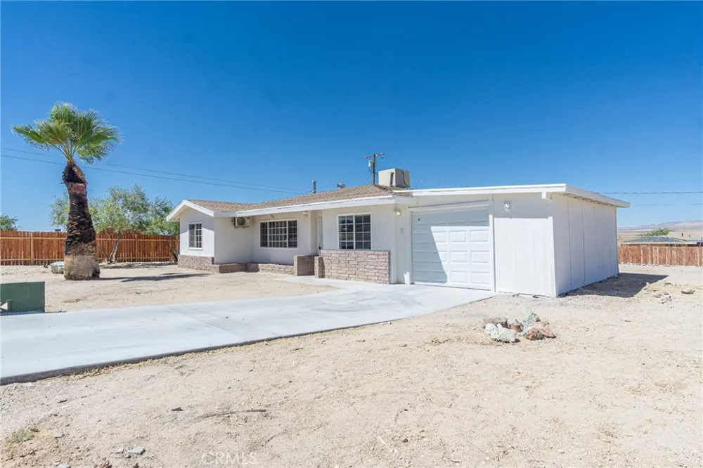 27904 Apache Barstow, CA 92311