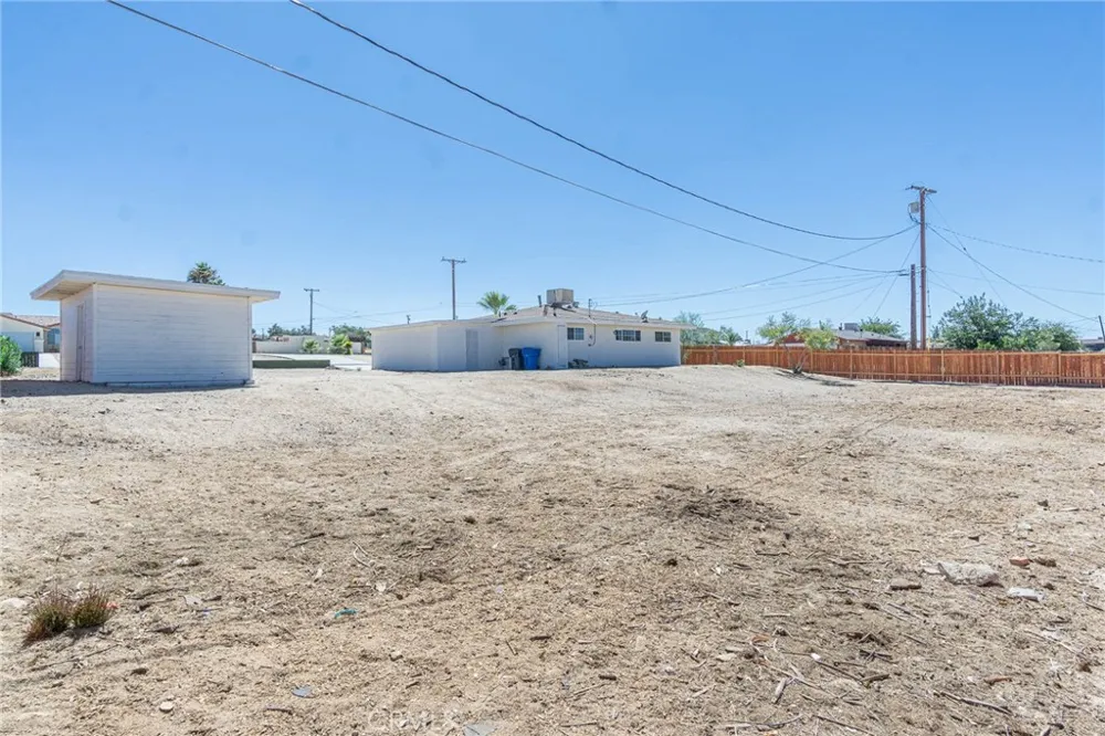 27904 Apache Barstow, CA 92311