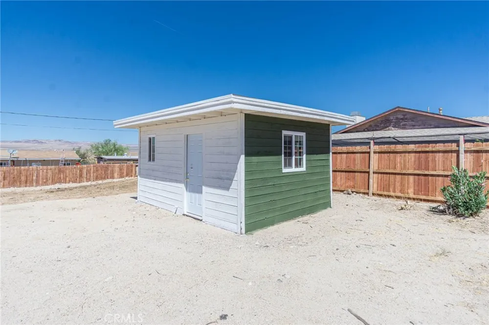 27904 Apache Barstow, CA 92311