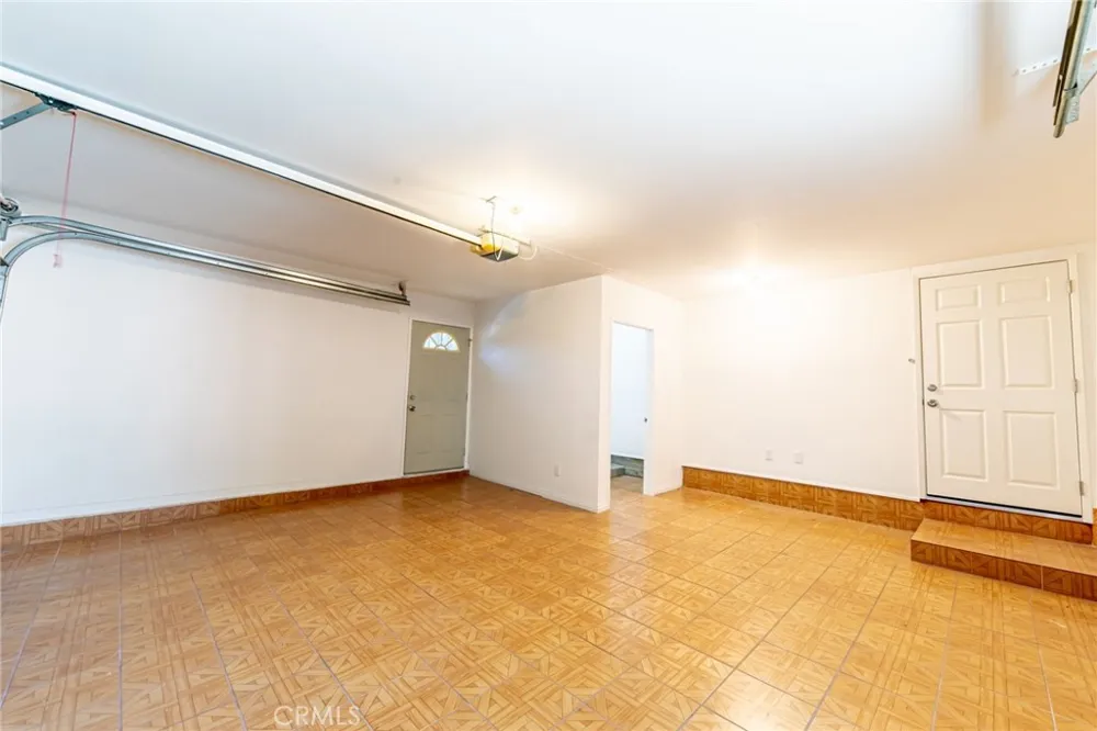 4100 Shelburn Court Los Angeles, CA 90065