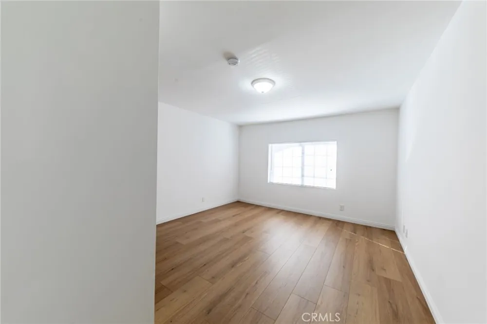 4100 Shelburn Court Los Angeles, CA 90065