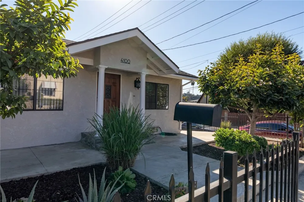 4100 Shelburn Court Los Angeles, CA 90065