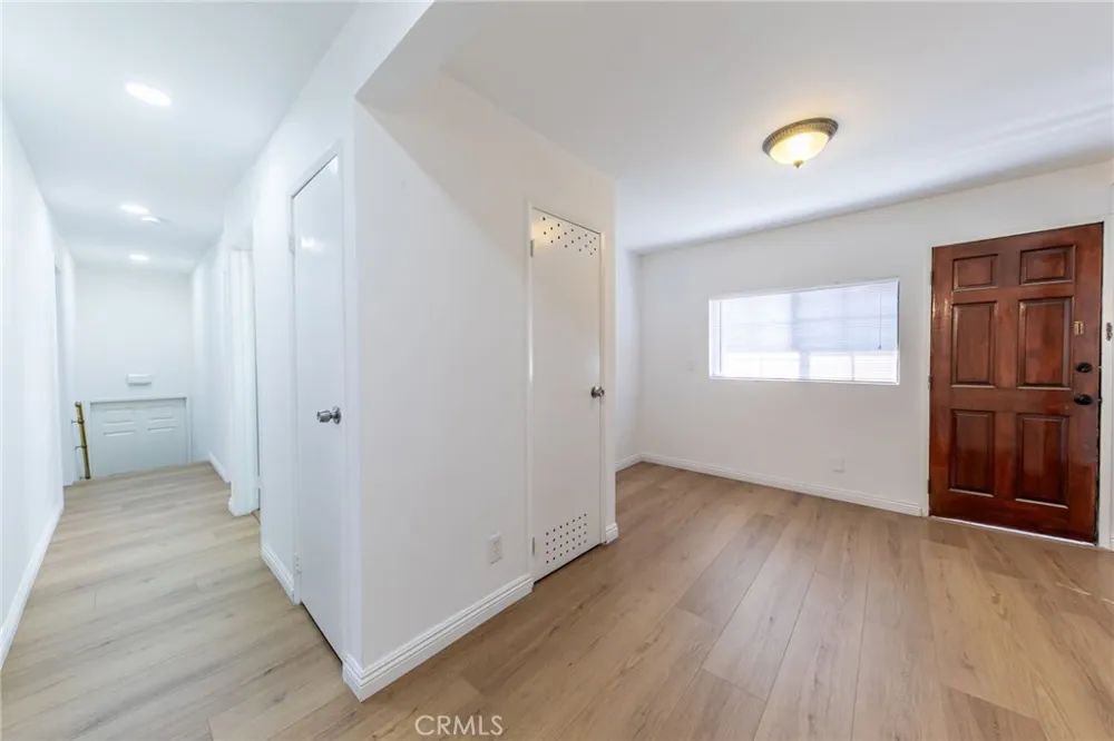 4100 Shelburn Court Los Angeles, CA 90065