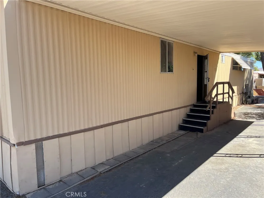 11414 Serra Rd. #38 Apple Valley, CA 92308