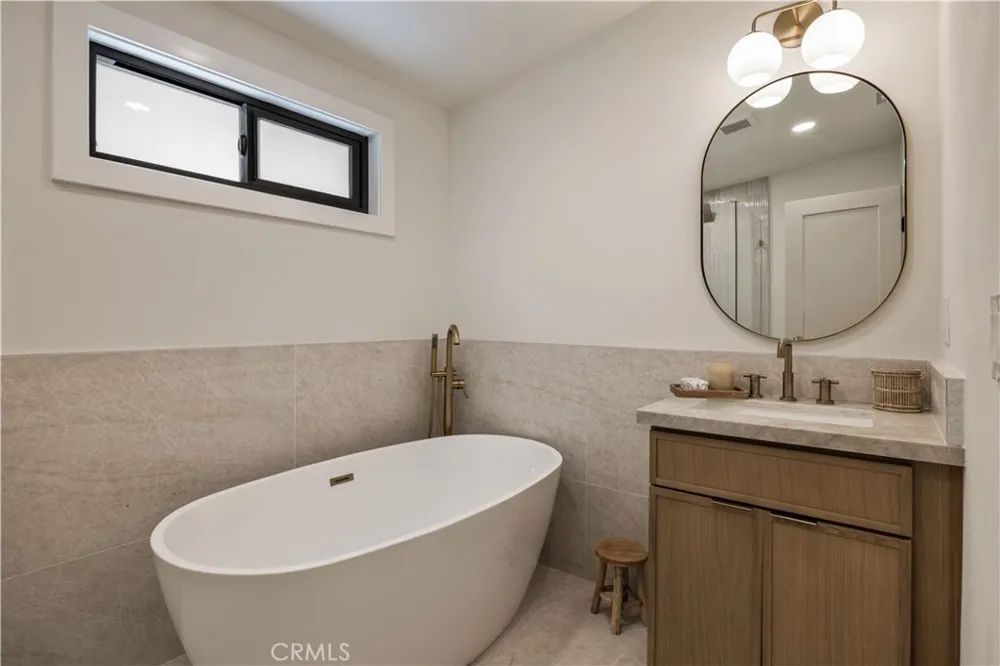 1643 San Ysidro Drive Beverly Hills, CA 90210